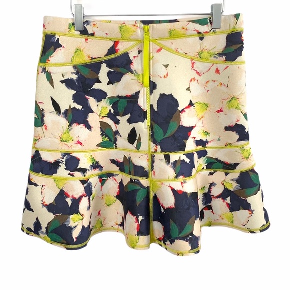 J Crew Floral Cove Neoprene Skirt SZ 6 - Picture 4 of 9